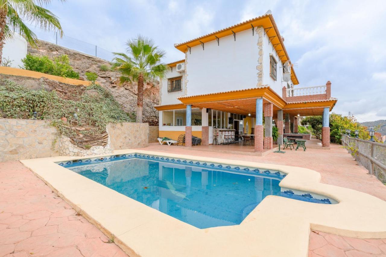 Cortijo La Encina Villa Sayalonga Exterior foto